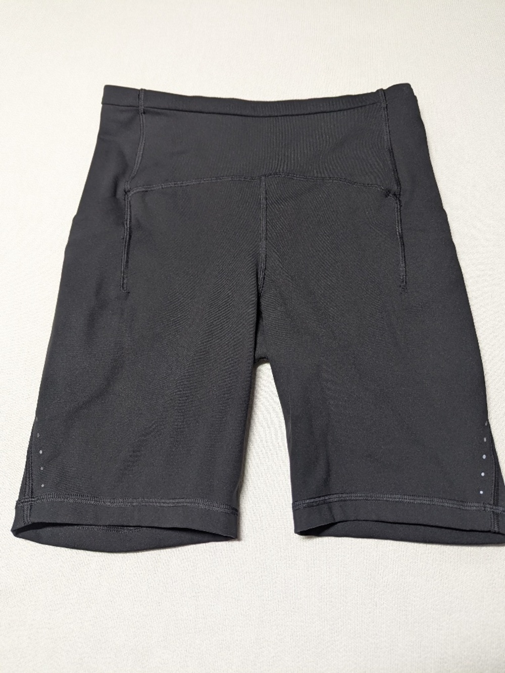 Lululemon Base Pace High-Rise 8" Bike Shorts - Size 6